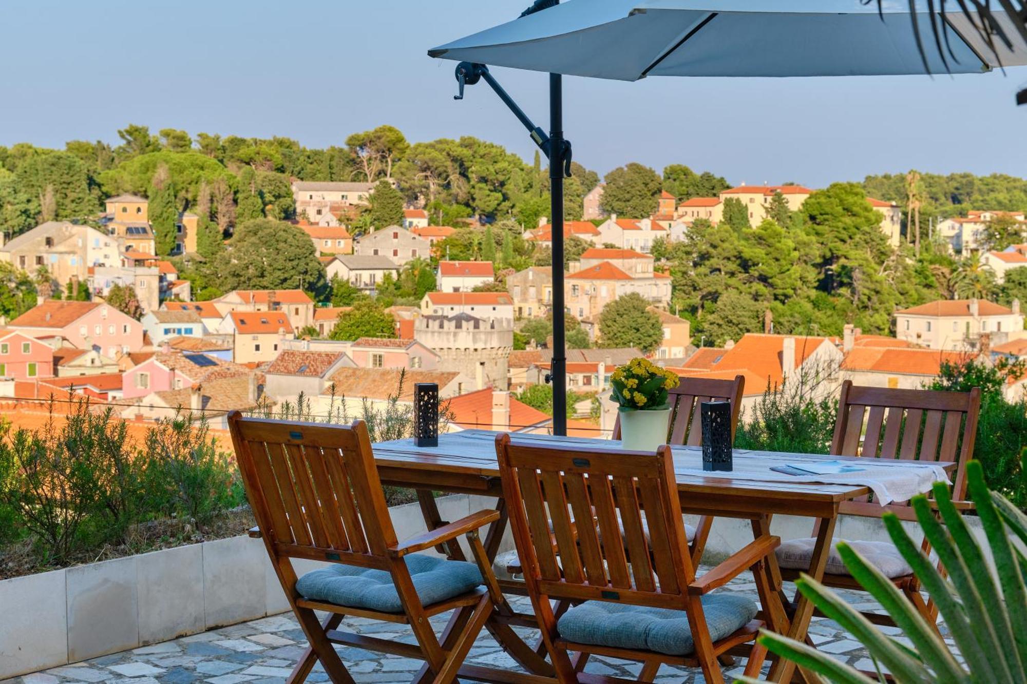 Apartment Pepermint - Iqm Destination Quality Veli Lošinj Exterior foto